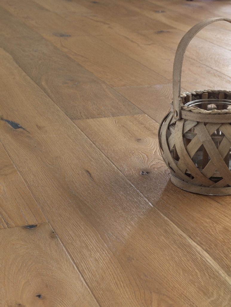 Rovere Artigianale Crono | Spazzolatura profonda, Bisello artigianale, Stuccature ribassate | Olio Uv