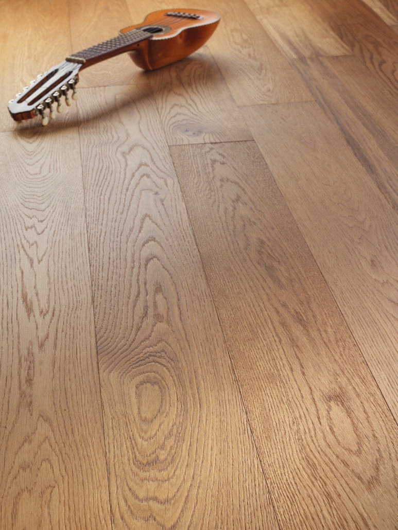 Clio still life woodi parquet prefinito supportato
